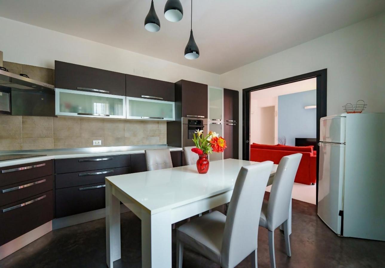 Guest Friends Apartment Trapani Bilik gambar