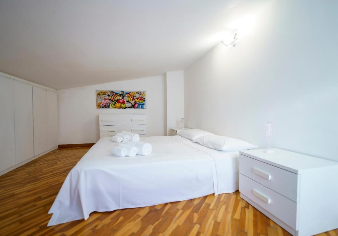 Guest Friends Apartment Trapani Bilik gambar