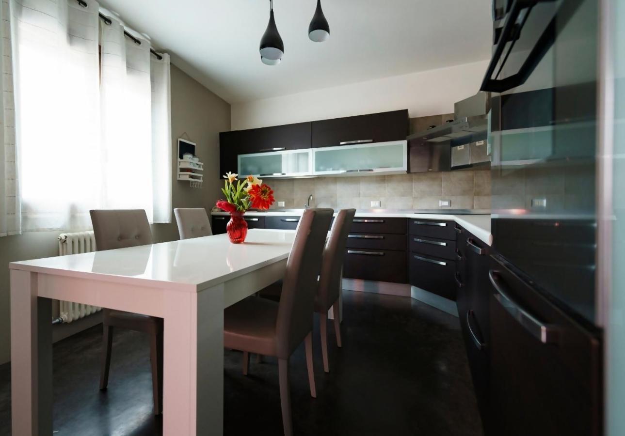 Guest Friends Apartment Trapani Bilik gambar